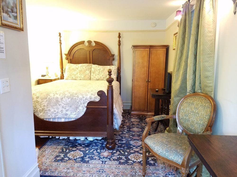 Lion'S Inn Bed And Breakfast New Orleans Exterior photo