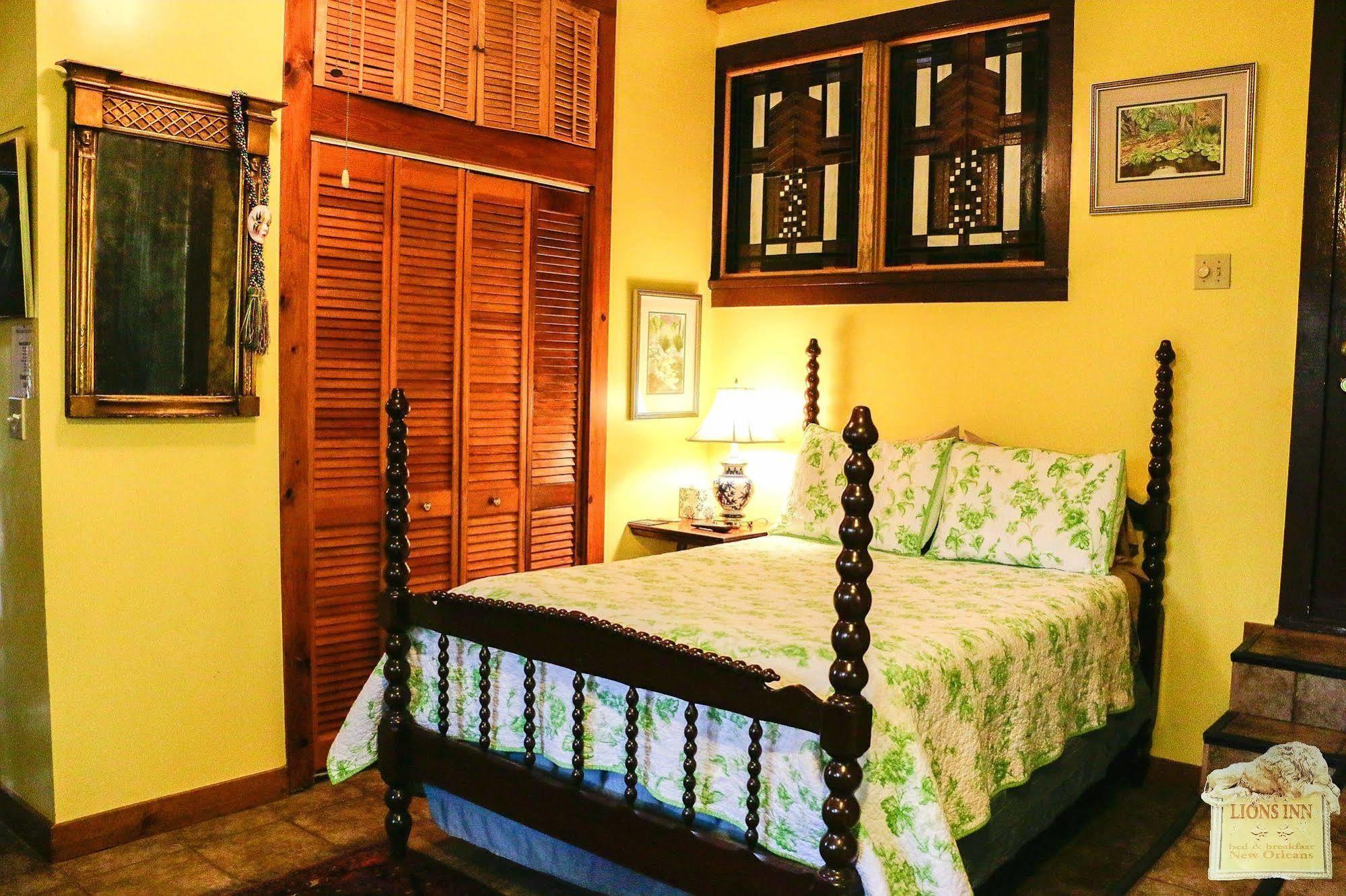 Lion'S Inn Bed And Breakfast New Orleans Exterior photo
